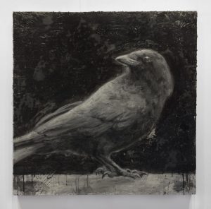 tableau peint à la cire représentant un corbeau